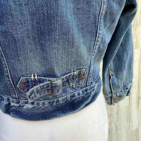 American Eagle Denim Trucker Jacket Womens Large Blue Jean Distressed - Picture 5 of 10